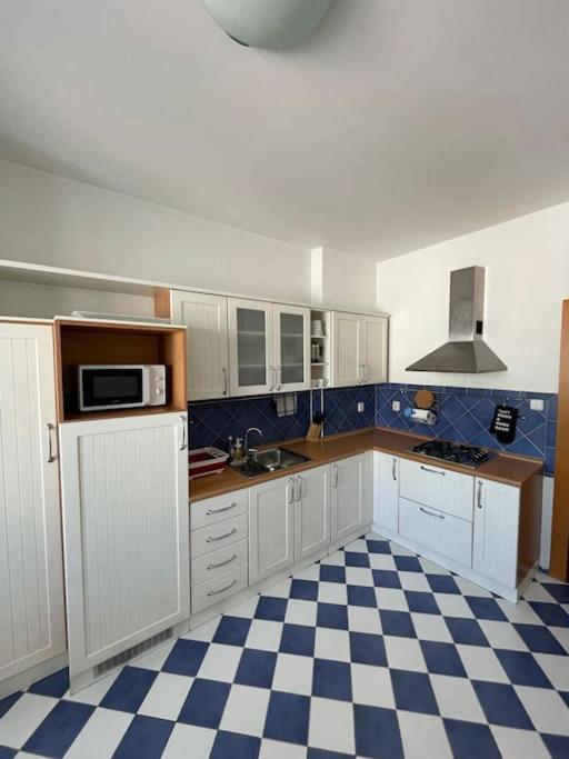 Apartman Obchodna Братислава Экстерьер фото